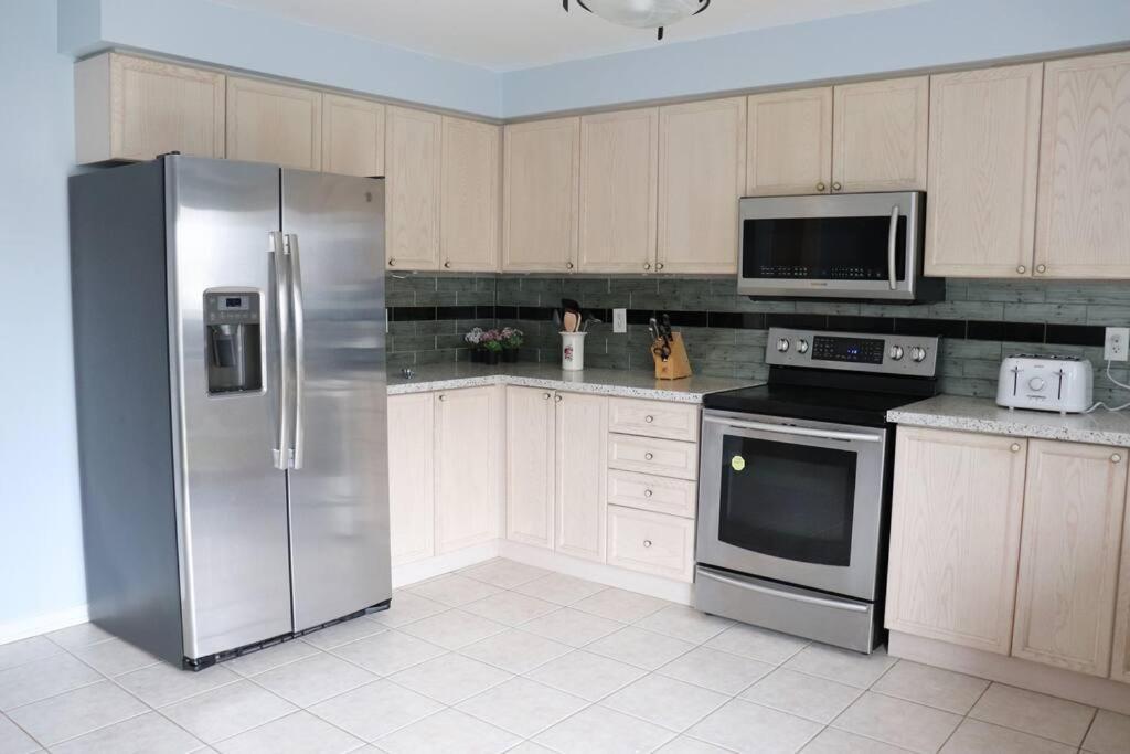 Entire 4 Bed Room Detached Residential Home Ajax Buitenkant foto